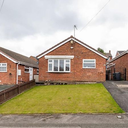 Luxurious Detached Bungalow Batley Kültér fotó