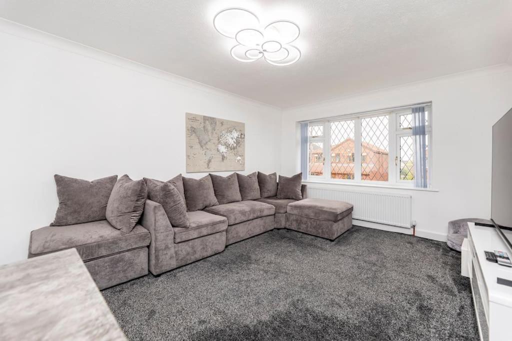 Luxurious Detached Bungalow Batley Kültér fotó